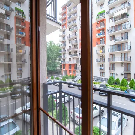 GG Home - cozy 2-bedroom apartment on Givi Kartozia  Tbilisi Zewnętrze zdjęcie