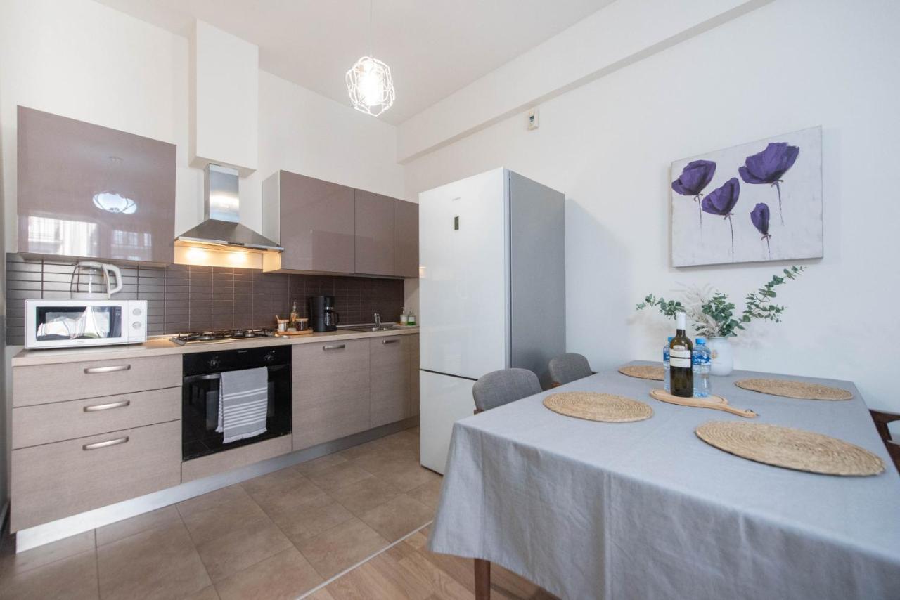 Gg - Cozy 2-bedroom On Givi Kartozia * Tbilisi