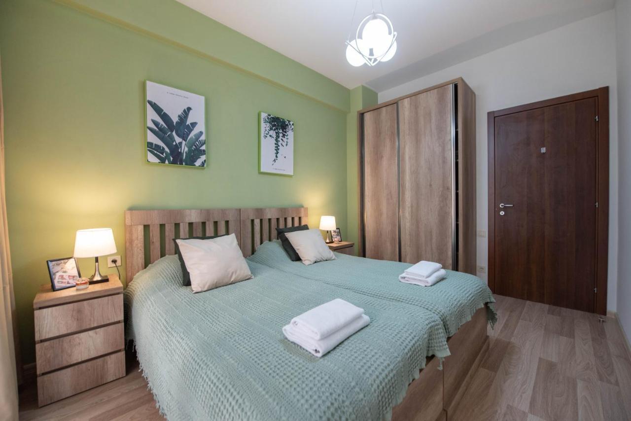 Apartament Gg - Cozy 2-bedroom On Givi Kartozia *